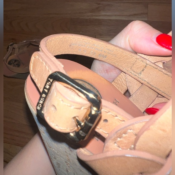 TORY BURCH Tan braid Wedge heels sz 6 leatherr - Picture 6 of 6